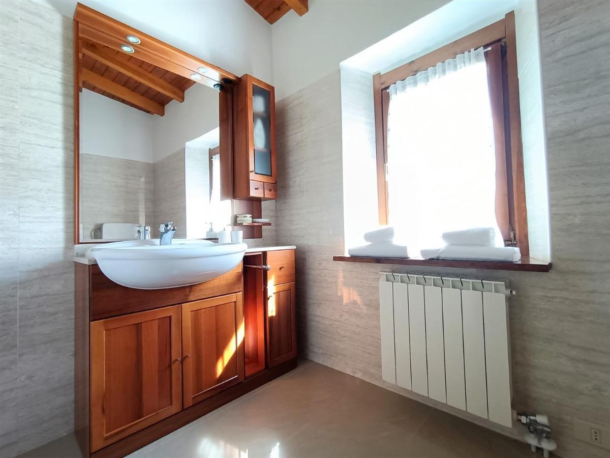 Iseolakerental - Chalet Giulia Sovere ภายนอก รูปภาพ