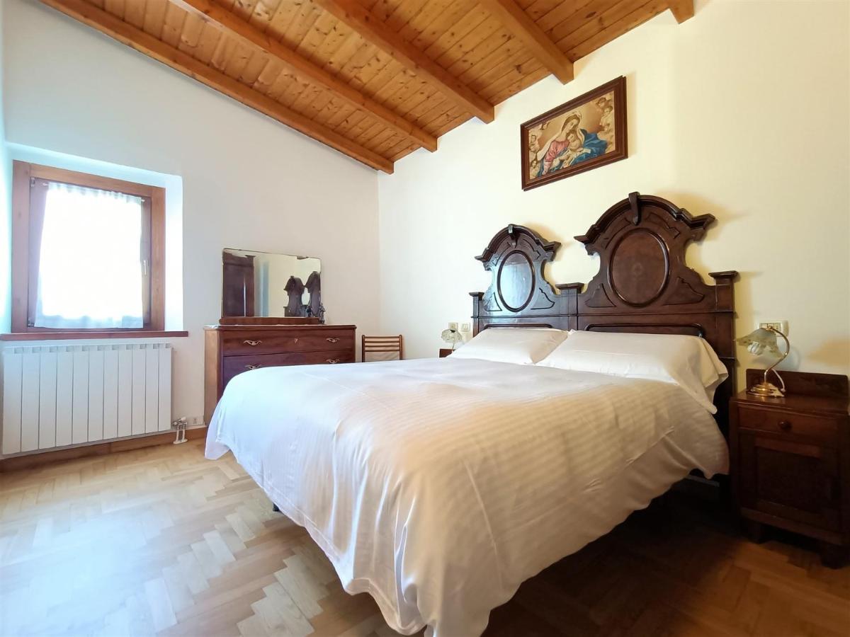 Iseolakerental - Chalet Giulia Sovere ภายนอก รูปภาพ