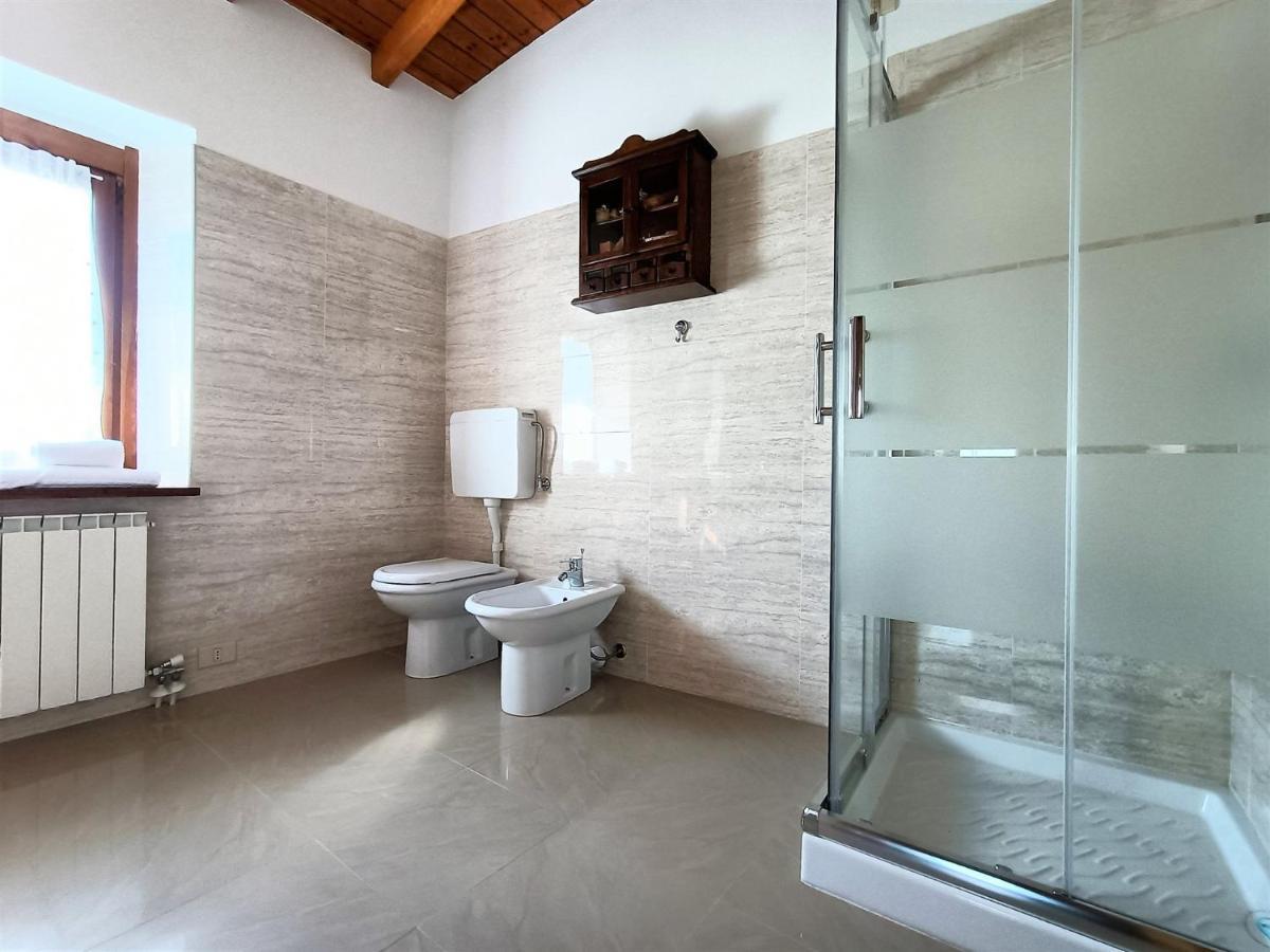 Iseolakerental - Chalet Giulia Sovere ภายนอก รูปภาพ