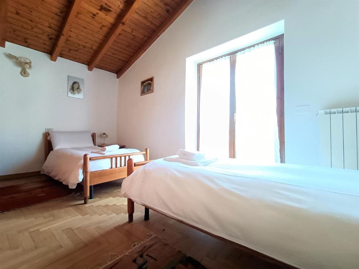 Iseolakerental - Chalet Giulia Sovere ภายนอก รูปภาพ