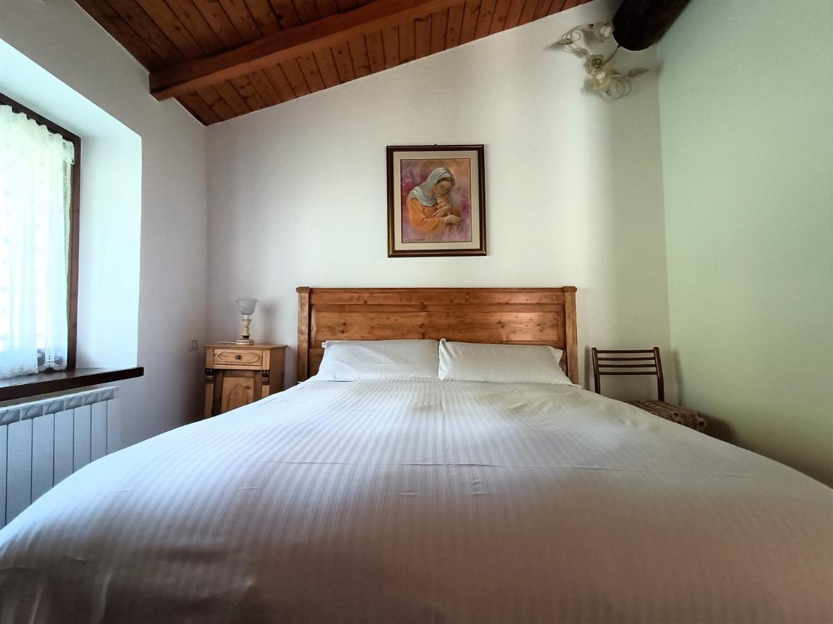 Iseolakerental - Chalet Giulia Sovere ภายนอก รูปภาพ
